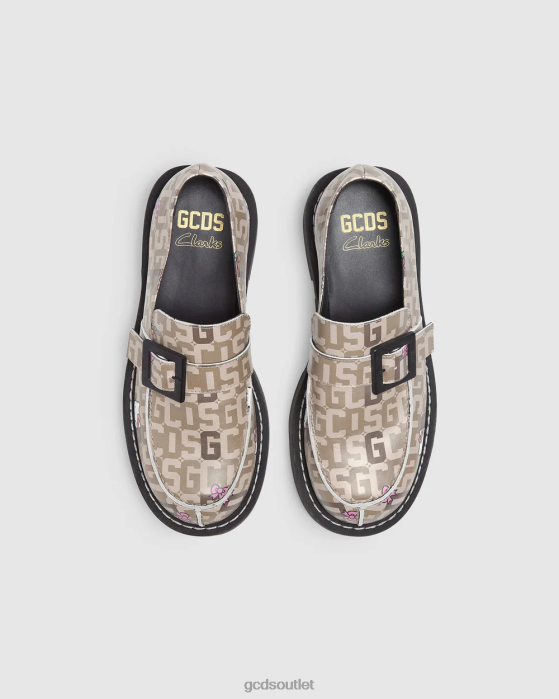 Men GCDS x Clarks Hello Kitty monogram loafers Multicolor 0FVX180